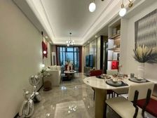 合生中央城 南向精装修三房 业主急售 可谈价 送物业家电 笋