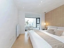 内环内,地铁口,闹中取静,高区采光好,精装修