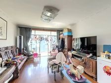 城开开发,西雅图,板式南北通,书包师三⑨年一贯制,有车位!