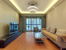 仁恒公园世纪北区 景观泳池 电梯中层三房 房东诚意出售