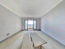 保利国际广场中央公园 正规4居 103即降3万