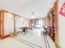 南北通透,两个大阳台,一梯一户,得房率高,视野开阔