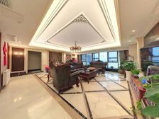 好房急售 全屋豪装 拎包入住 超大使用面积 一线江景