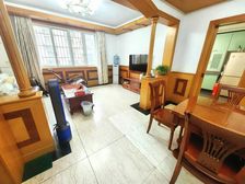 江海花园 3房朝南 中间楼层 有车位 有车库 现浇房 诚售