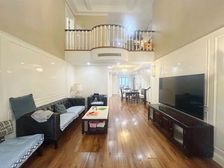 人和轻轨地铁旁豪华装修大五房装修保持好业主安心出售旁配套好