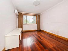 莘庄北广场 近地铁 近医院 中间好楼层 商圈成熟 产权清晰