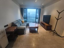 万科翡翟都会 三室二卫 350万元出售 拎包入住