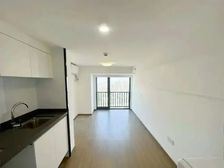 南洲 交通便利 双卫生间 高楼层视野好 次新小区 满二