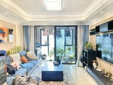 业主急着换房中海寰宇天下江景大平层。高端小区二次装修拎包入住