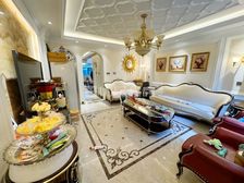 180平 南北通透 4室 精装 滇池香缇 看房方便 有钥匙