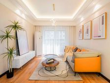 融创品质,出门即照母山,环境好,住家安静,户型方正