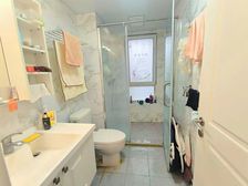 轻轨站 ,业主自住装修,直接可以拎包入住