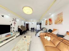 珠江御景湾 一线望江无遮挡 大三房 小区园林大 绿化好 安静