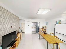 汇豪名邸电梯小区中间楼层格局通透停车位免费