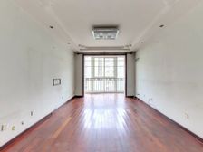 电梯三居 户型方正 近地铁 看房随时