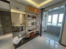 大明湖稀缺小户型,中心区2,室2厅1卫交通便利地铁房