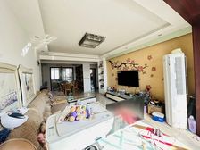 电梯景观楼层 三房两厅两卫 一梯两户 业主置换出售 看房方便