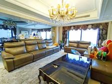 急售,九颂270度豪装观江大平层,俯瞰整个赣江,出门铜锣湾