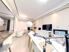 太仓市区 全新装修 房东急售 价格可商 黄金楼层 带车位无税