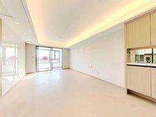 房东急售 精装三房 满五免税费 送车位 随时看房