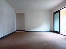 刘家坪 南向采光好 车位充足 次新房 中间楼层 满二