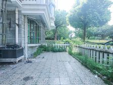 送40平大花园!双南一北两卫,边套全明采光好,一梯两户学校好