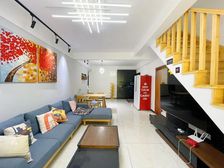 带首地协议,精装跃层洋房,朝南朝中庭,住家安静