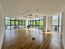 北苑路 林式写字楼园区国企遗留装修,带办公家具 可挂LOGO