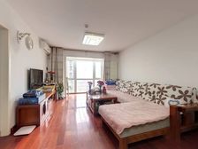 三里屯商圈楼龄新,小区干净,180度采光,2居室