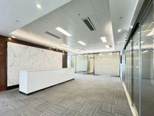 广州之窗 东南双面劲靓江景 精装 大气前台