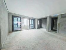 建发缦云,235平的大平层,南北户型,小区中间位置 急售