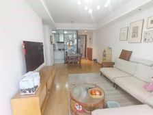 绿地次新小区 近 两房两卫 超大阳台 钥匙房 随时看