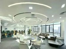 亮马河大厦丨稀有整层出租丨1000平全套家具丨临三环可以分割