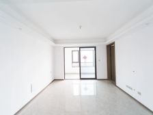 锦绣首玺 南北通透 中上楼层 厨卫全明 位置安静 采光刺眼