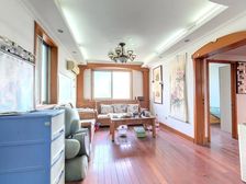 太月园 高层东南向三居 两卧朝南,采光视野好,业主诚售