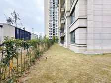 保利 光年一期 板式精装洋房 带大花园 随时看房 可以小刀