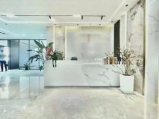 光华路SOHO二期丨正对电梯丨双面采光丨精装带家具丨科技互联