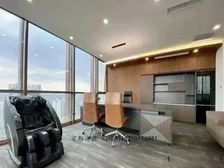 望京地标独栋丨新出整层利星行广场报5元全套家具丨更多户型房源