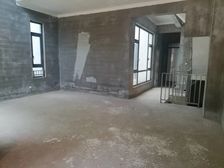 紫金墅醉中间位置西边套,环绕式200平大花园,可做5层