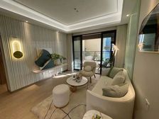 楼下就是一号线口,师大,全线湖景房赣电东方 精装修!