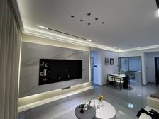 业主回香港 2万上车 精装三房拎包入住 来单送家私送家车位