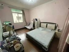 娄山关路地铁口小户型天山老二村适合旁边天山