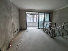 荣景苑一手耿名房!年底 ,看房随时,送超大地下室,急急