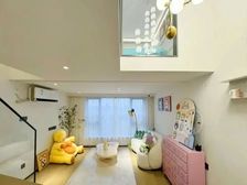 五月花广场 双地铁交汇 采光好不临 明火2房 现租5千起