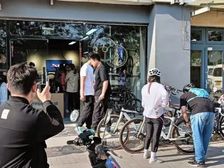 特价商铺直租丨自行车销售展厅| 摩托车机车展厅 |宠物用品店