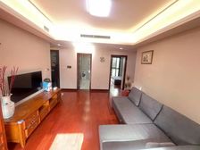 2015年洋房出售 中楼层户型相当好3加1急售 价格一降再