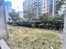 中海寰宇天下(洋房一楼带80平院子)急售带车位,就此一套!