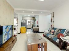 41中育德高层带电梯,地铁口,草场街盛世 ,小区环境好