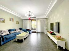 江北区 保利江上明珠朗园 四房 190万