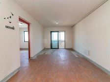 地铁口 南北通透 达诚雅苑 楼层好 视野无遮挡 看房有钥匙